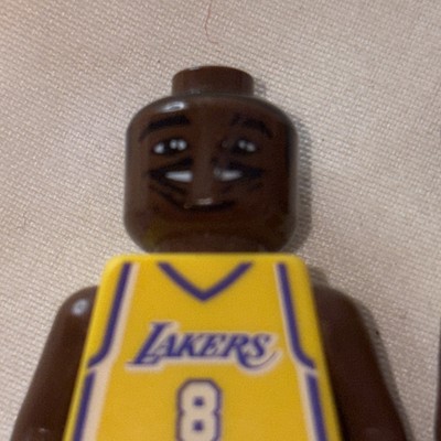 Lego SPORTS: Kobe Bryant #8 LA Lakers NBA Mini Figure + #34 Shaq