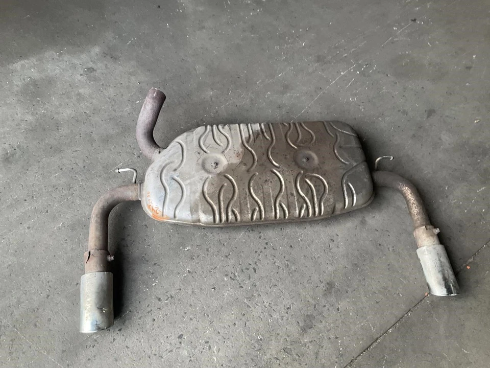 08-13 Silenciador doble escape trasero Volvo C70 2,5 L con tubos T Foto 4 de 4