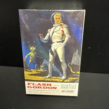 Flash Gordon & The Martian Figure Model Kit 1:8 Comic Atlantis RARE NEW SEALED