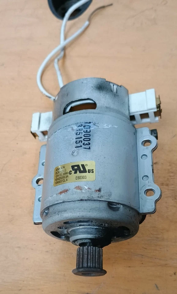 Rubbermaid PH15 Doble Motor Aspirador Comercial (Motor Cabezal Eléctrico) Piezas Foto 2 de 4