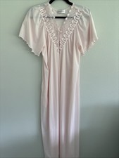 Vtg Shadowline Blush Pink Nylon Robe Lace Trim Rosettes Short Sleeve Women S