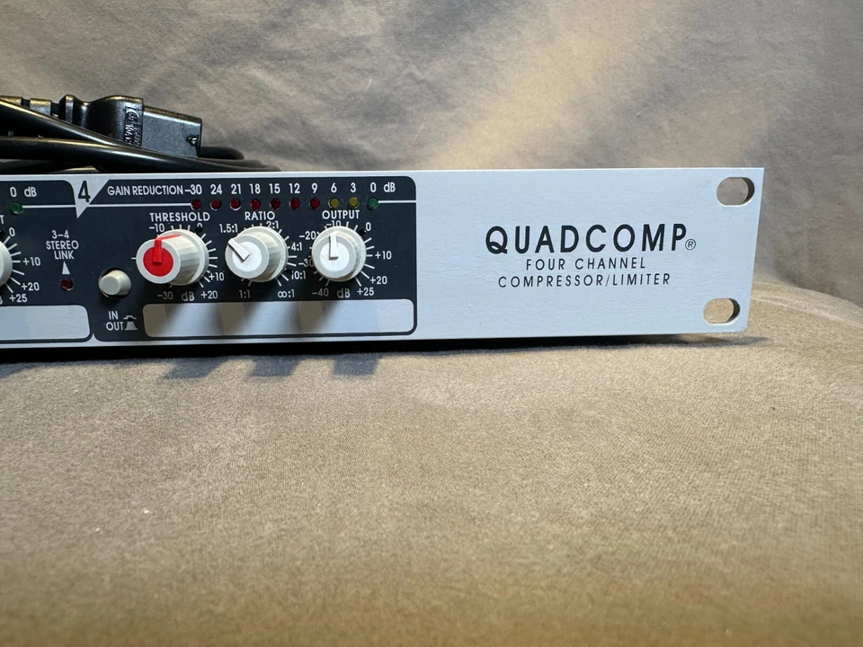 RARE ARX Quadcomp Four Channel Compressor/Limiter ~ Excellent Condition A+ - Image 3 of 4