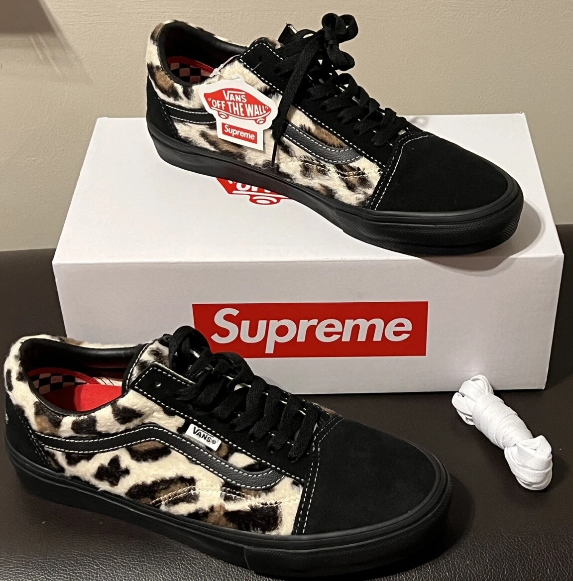 CHAUSSURES NOIRES SUPREME X VANS SKATE ANCIENNE ÉCOLE LÉOPARD US 10 UK 9 EU 43 NEUF DANS SA BOÎTE 