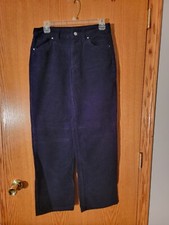 Juniors' Pants Size Medium FOREVER 21 Straight Leg Corduroy Color Black GUC