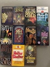 Lot of 11 vintage paperback horror novels in various conditions - PFH