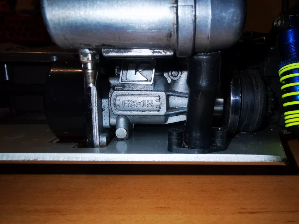 KYOSHO PURE TEN ALPHA mit 4WD 1/10 Verbrenner - Bild 3 von 4