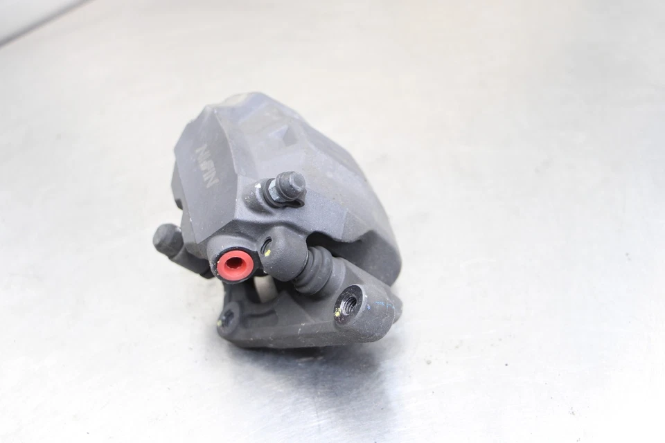 13-18 HONDA CBR500R CBR 500 RIGHT FRONT BRAKE CALIPER Foto 3 de 4