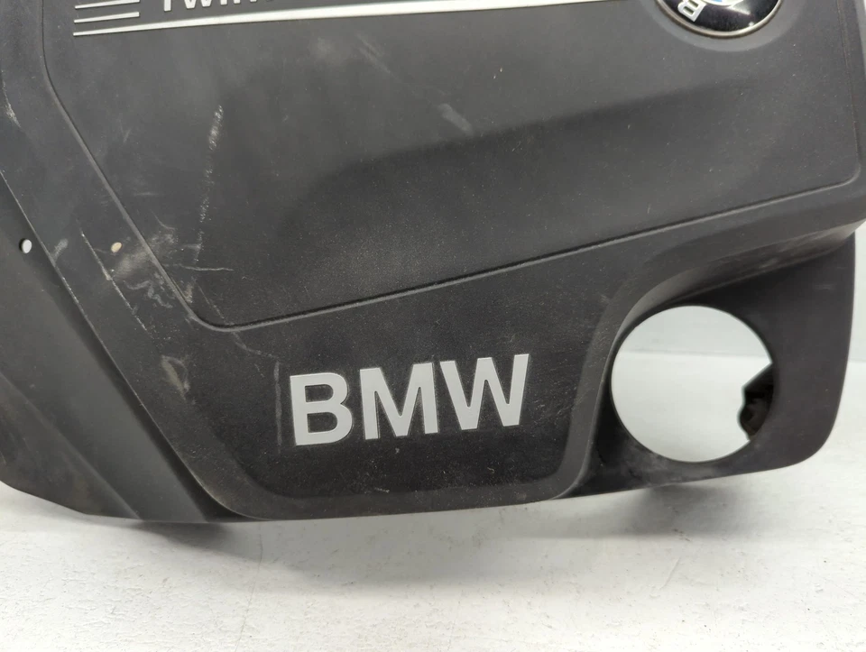 Cubierta del motor BMW 320i 2014 Wikch Foto 4 de 4