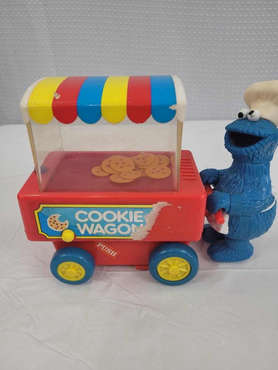 g209-e COOBIE クービー　トイ　おもちゃ　レア　レトロ Sesame Street Cookie Wagon Tested and Working ILLCO Toy Co