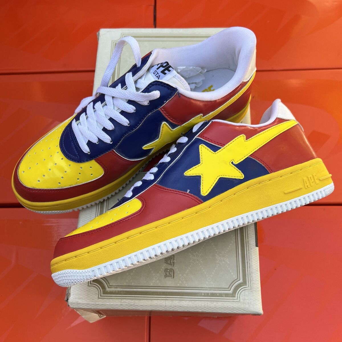 A BATHING APE BAPE STA LOW FS-001 Yellow/Red Patent Leather A BATHING APE BAPE STA LOW FS-001 Yellow/Red Patent Leather