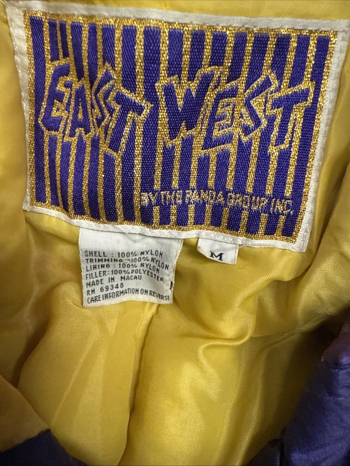 JAQUETA DE ESQUI EAST WEST VINTAGE ANOS 80 E 90 Casaco Inverno Neve Feminina Tamanho Médio - Imagem 4 de 4