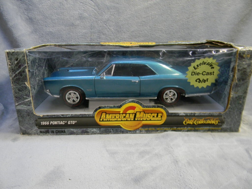 1/18 1966 Pontiac GTO マッスルマシン USA 訳あり 1/18 1966 Pontiac