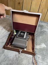 POLAROID LAND CAMERA MODEL J66 UNTESTED.