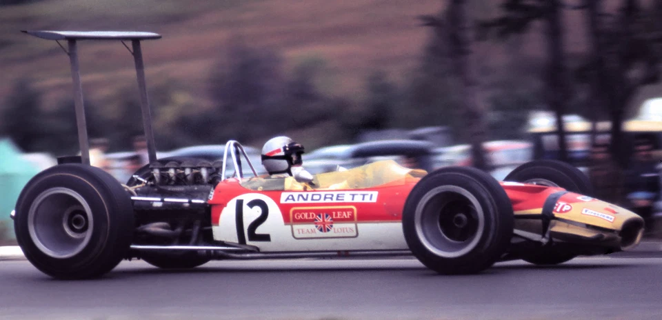 Ford Lotus F1 GP 12 Coche de Carreras Fórmula 1 18 Clásico Personalizado Carrusel Rojo 24gt Promo Foto 4 de 4