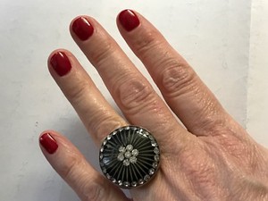 Silent Foe Jim Porter 彫刻　アンティーク　ヴィンテージ 幸運の黒猫はじめラッキーアイテム満載のGood Luck Tea Pot Arthur