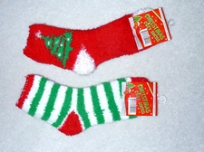 COZY SOCKS HOLIDAY THEME 2 PAIR NEW