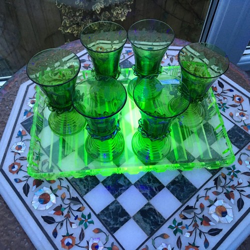 Rare 6 Antique CZECH Emerald Green Roemer Wine Glass engraved grapevine Rigoree - Picture 2 of 12