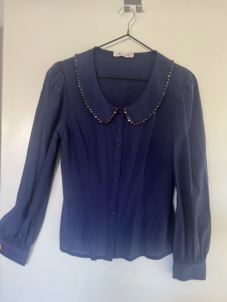 Alannah Hill Blouse beautiful blue + beaded collar S10 