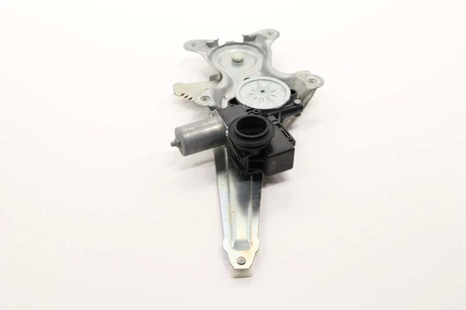 LEXUS IS200T 2016-2017 regulador de ventana de puerta lateral trasera izquierda OEM 8571053121 Foto 2 de 4