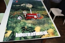 AFFICHE publicitaire tracteur  INTERNATIONAL IH 633 SA   ( 117 X  77 cm ) 23