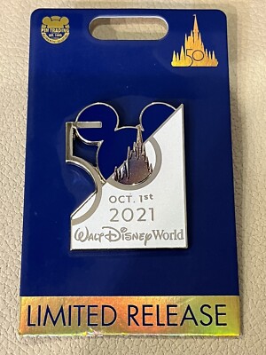 Disney World 50th Anniversary Magic Kingdom October 1st LR Pin   H01