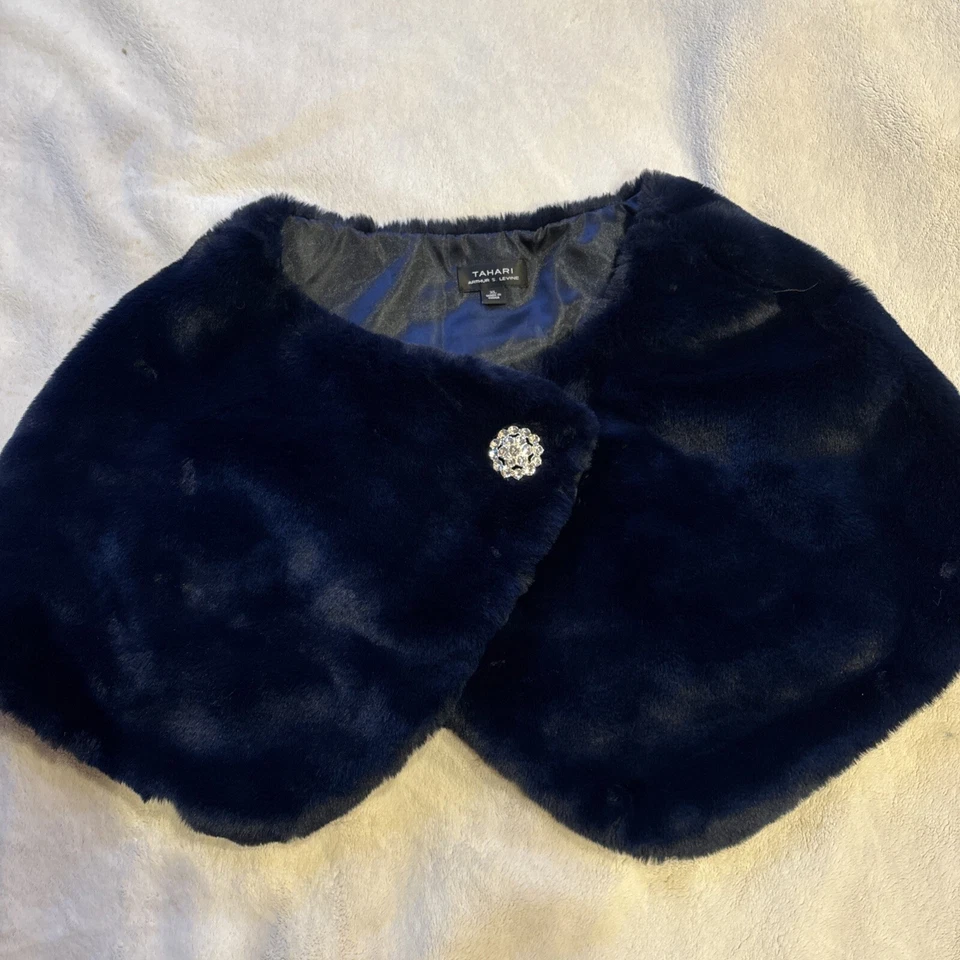 capa corta estilo piel XL azul marino Foto 2 de 4