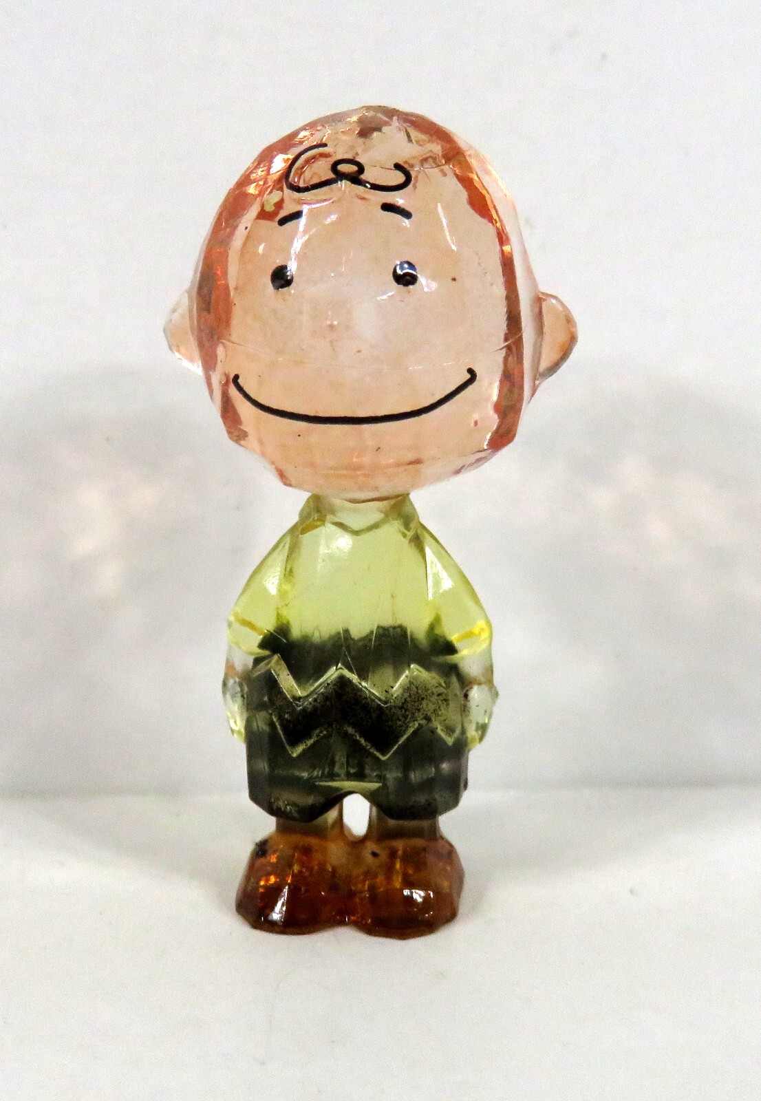 Peanuts Crystal Surprise Series 1 Charlie Brown Snoopy 2 Inch Figure