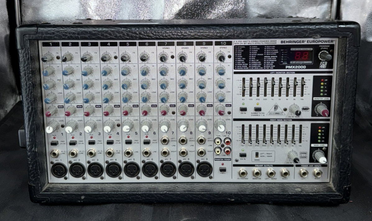 【Behringer PMX2000】パワードミキサー※ジャンク扱い Behringer Europower PMX2000 Powered Mixer Multi Effects 10 Channel