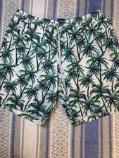 Bonobos Swim Trunks Men  s L 7  Inseam Green Palm Tree Print Lined Board Shorts