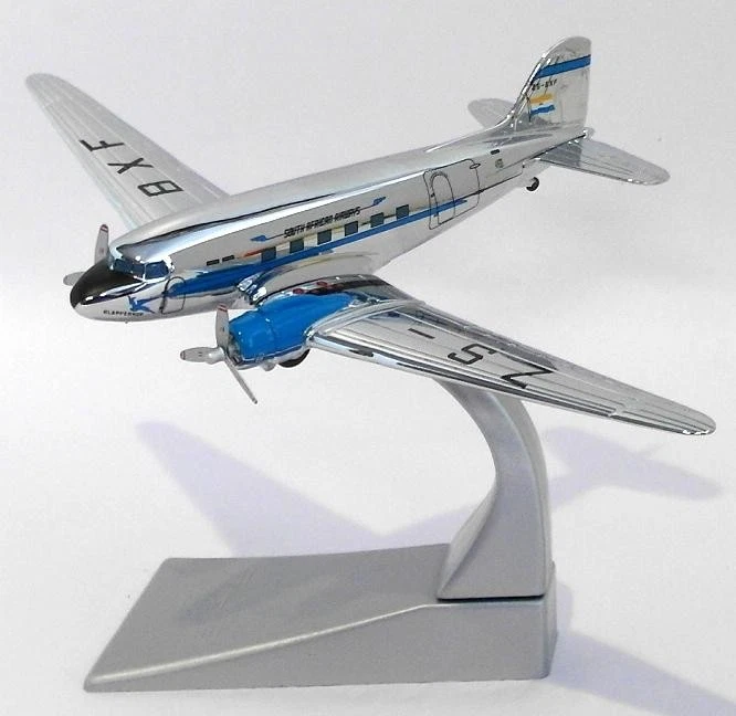 Vuelo histórico Corgi escala 1/144 AA30007 - Douglas DC-3 - South African Airways Foto 3 de 4