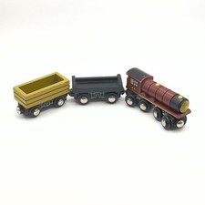 Imaginarium Wooden Railway Train Magnetic Engine 4 and 2 Cargo Cars