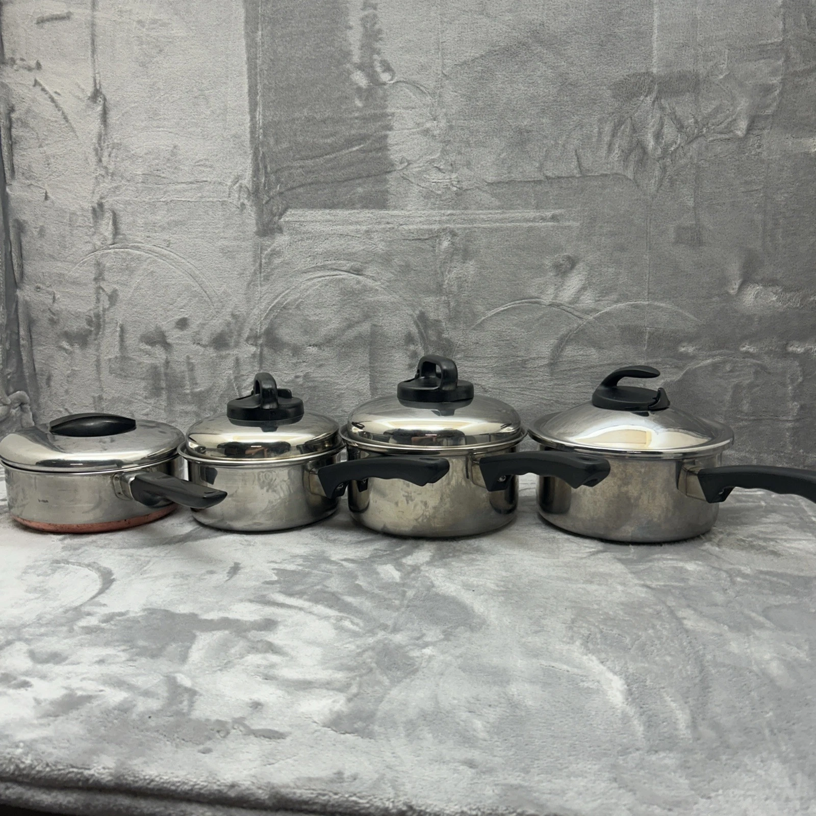 Vintage Pots 1 Ekcoware W/ Lid And 3 Steam Pots With Lids 3 USA Steal Chrome