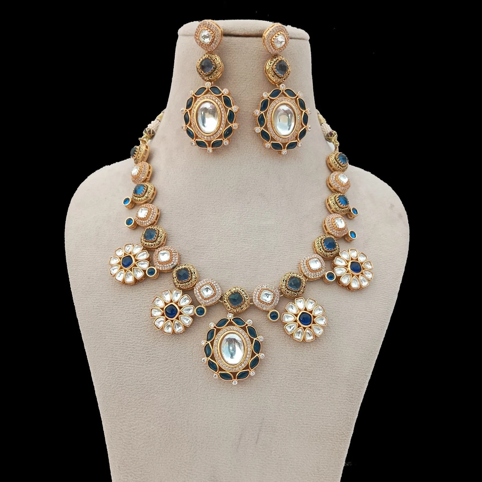 Collar de diamantes Polki enchapado en oro de 22k: zafiro azul, joyería nupcial de diamantes Foto 3 de 4