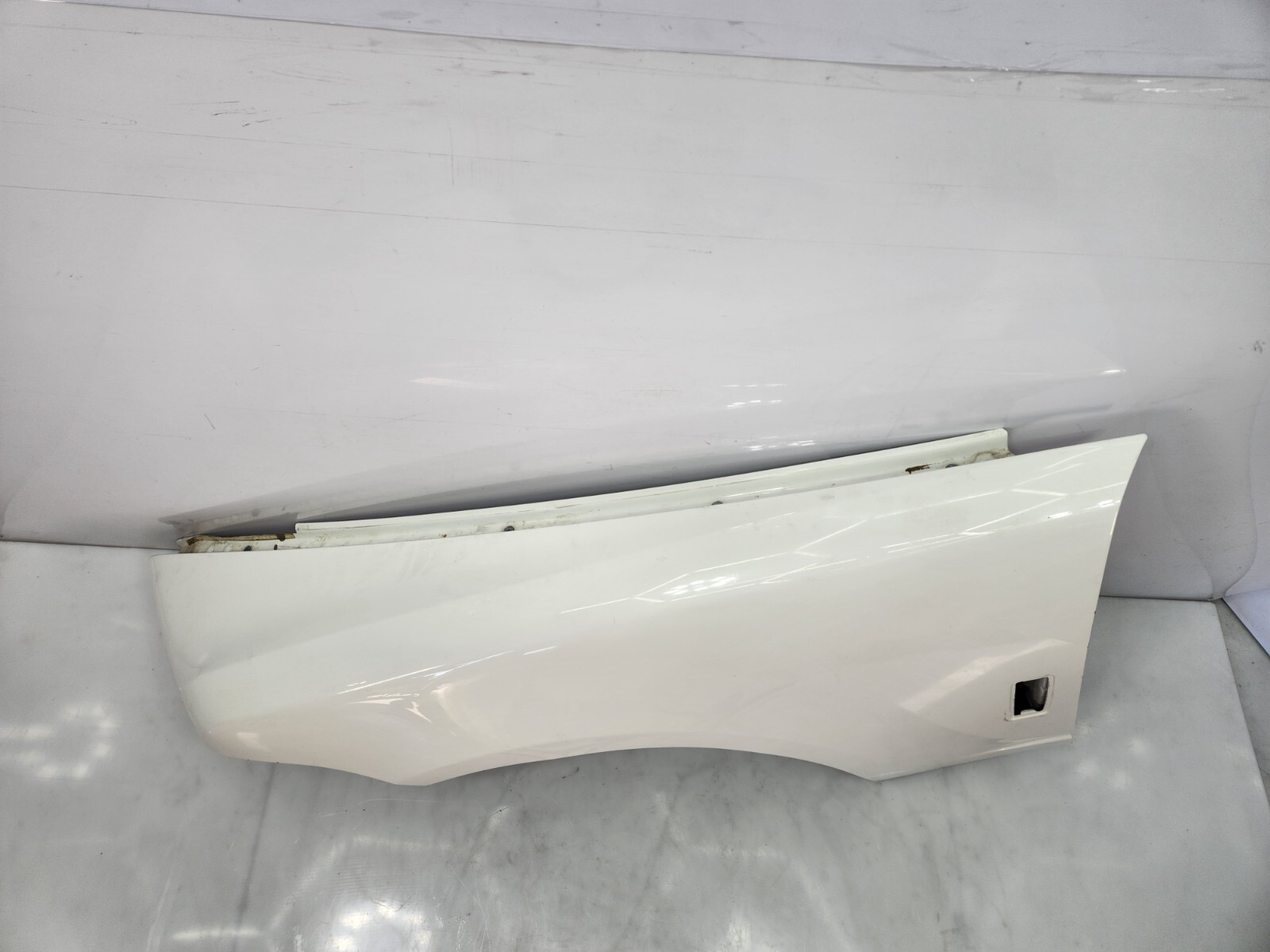 ✅10-14 OEM Rolls-Royce Ghost RR4 Front Left Driver Side Fender Panel Shell White