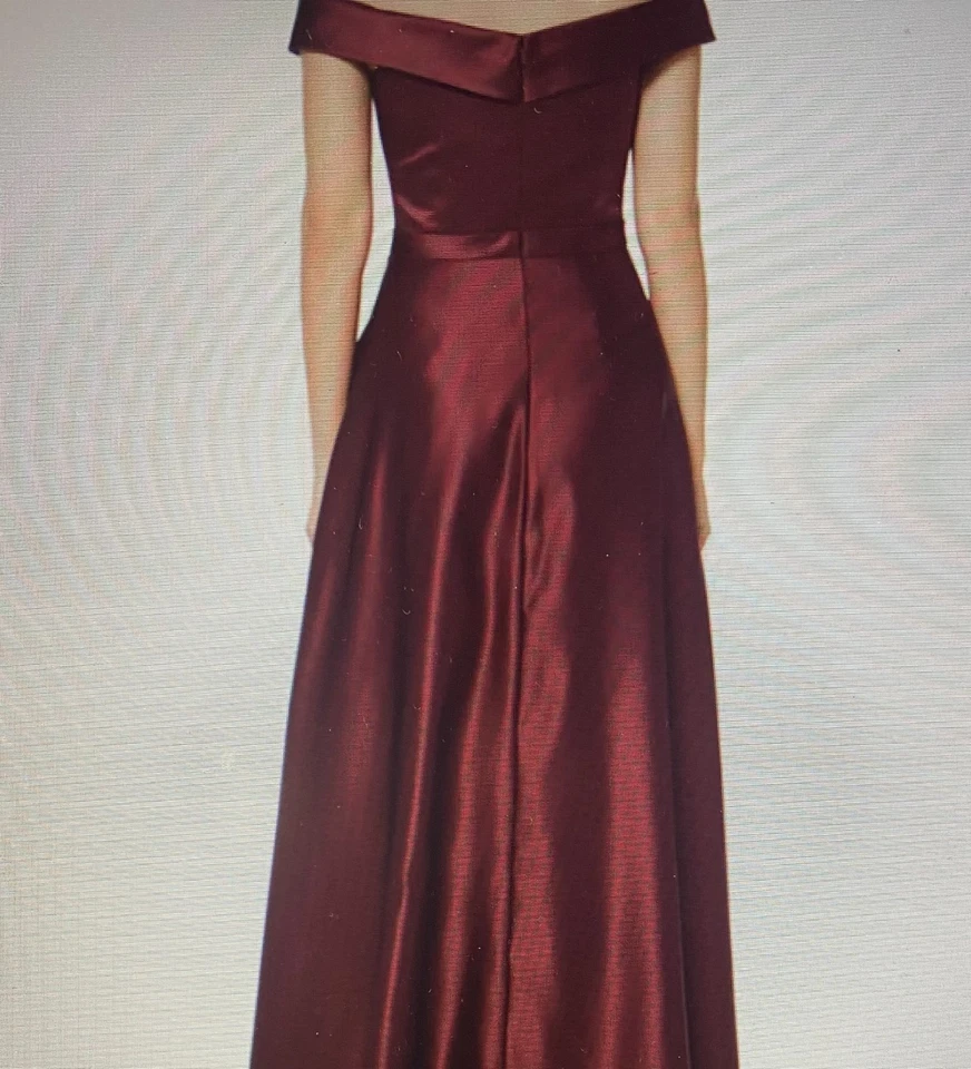 NUEVO CON ETIQUETAS-B Vestido Levkoff Plisado Cruzado Hombro Descubierto (Bolsillos)-Talla 8 (Vino) $215 Foto 2 de 4