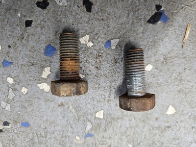 84-89 Nissan 300ZX Z31 OEM Rear Brake Caliper Mounting Bolts | eBay