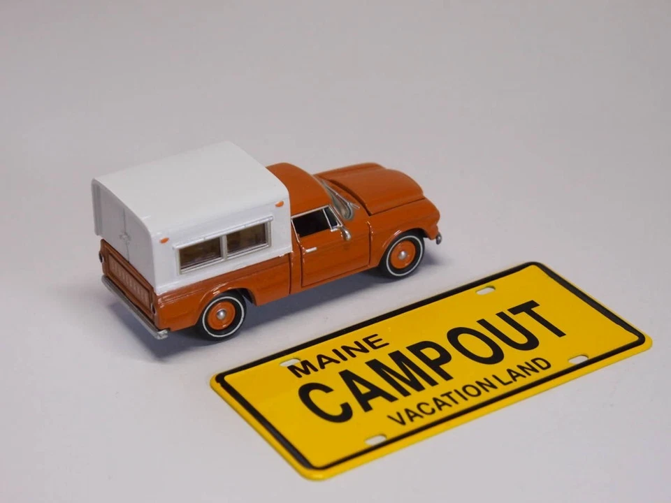 JOHNNY LIGHTNING 1/64 CAMION FUNZIONANTE E SUVS classe '60 STUDEBAKER - Immagine 2 di 4