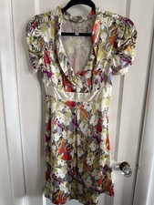 Ted Baker 100% Silk Short Sleeved Skater Style Dancing Ladies Dress Size 2