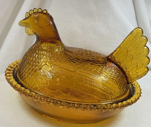 Vintage Indiana Glass Amber Hen on Nest Covered Dish Beaded Rim Chicken Bowl