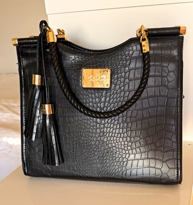 bebe Damen Schultertasche Schwarz Kroko Kunstleder Reißverschluss Gold Kette