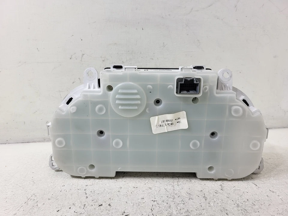 2009-2010 Chevrolet Cobalt Speedo Speedometer Cluster 86K milhas fabricante de equipamento original LKQ - Imagem 2 de 4