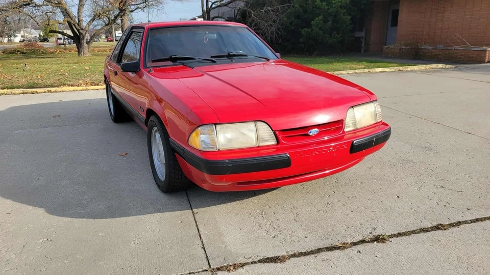 Ford Mustang LX 1989 - Imagem 3 de 4