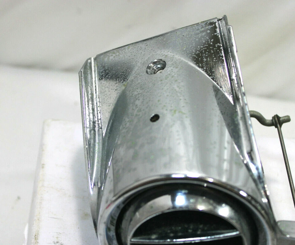 Oldsmobile Super 88 1964 tablero ventilación climática fábrica fabricante de equipos originales cromo/metal pasajero derecho Foto 4 de 4