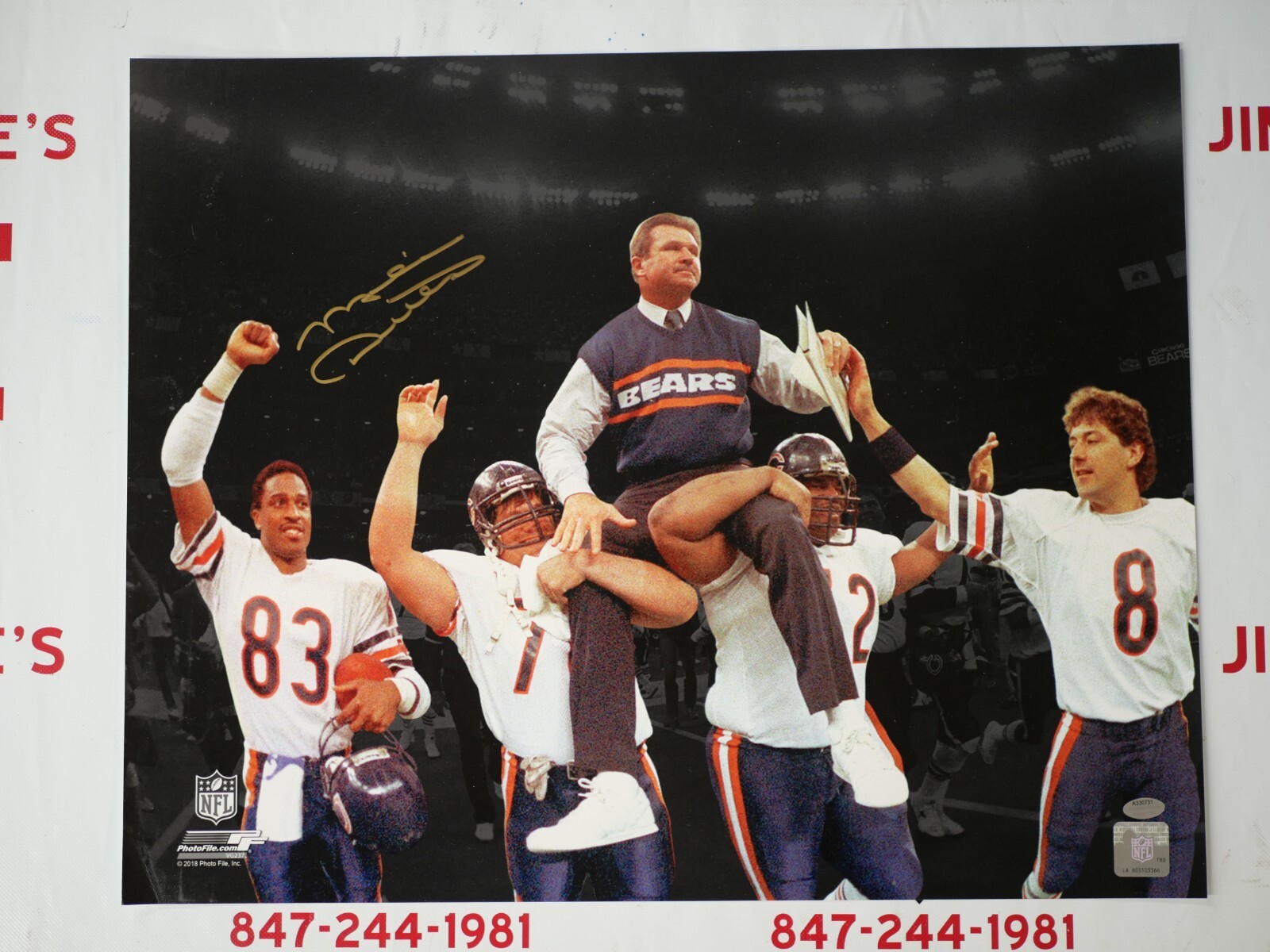 Mike Ditka Autographed Signed Chicago Bears 16X20 PHOTO - - COA 