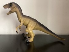 Toys R Us Maidenhead Velociraptor Rubber Dinosaur 2016 Dino Raptor
