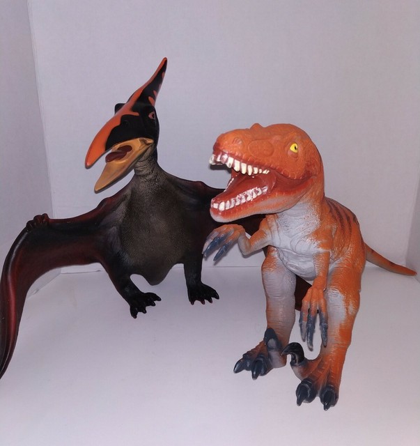 Pterodactyl Velociraptor Dinosaur Rubber Big Figure Toys R Us 2005 2014 Lot | eBay