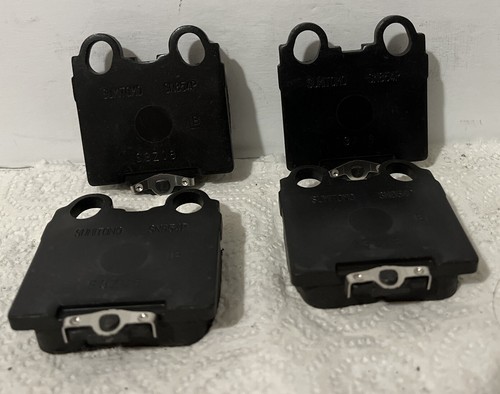 Centric Parts - Disc Brake Pad Set For Lexus 1998-2010 SC430 GS300 GS430 NEW - Picture 2 of 6