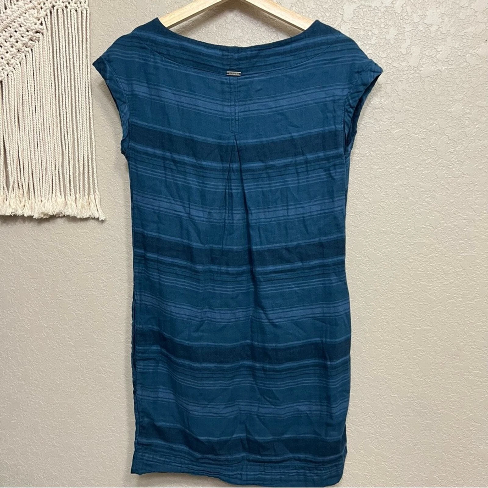 prana athletic pocketed shirt