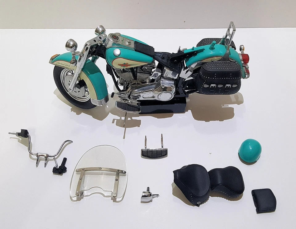 RARE Franklin Mint 1/10 Heritage Softail Classic Teal PLEASE READ - Image 3 of 4