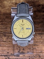 Seiko 5 Yellow Dial Day/Date 7009 Vintage Automatic Watch Good Condition Working